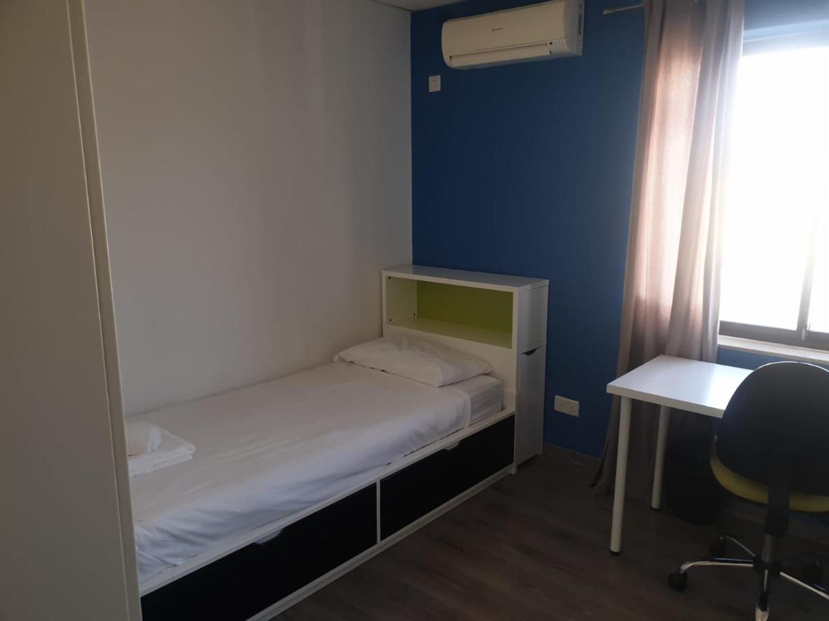 Appartement Large St Julians Central 2 à San Ġiljan Extérieur photo
