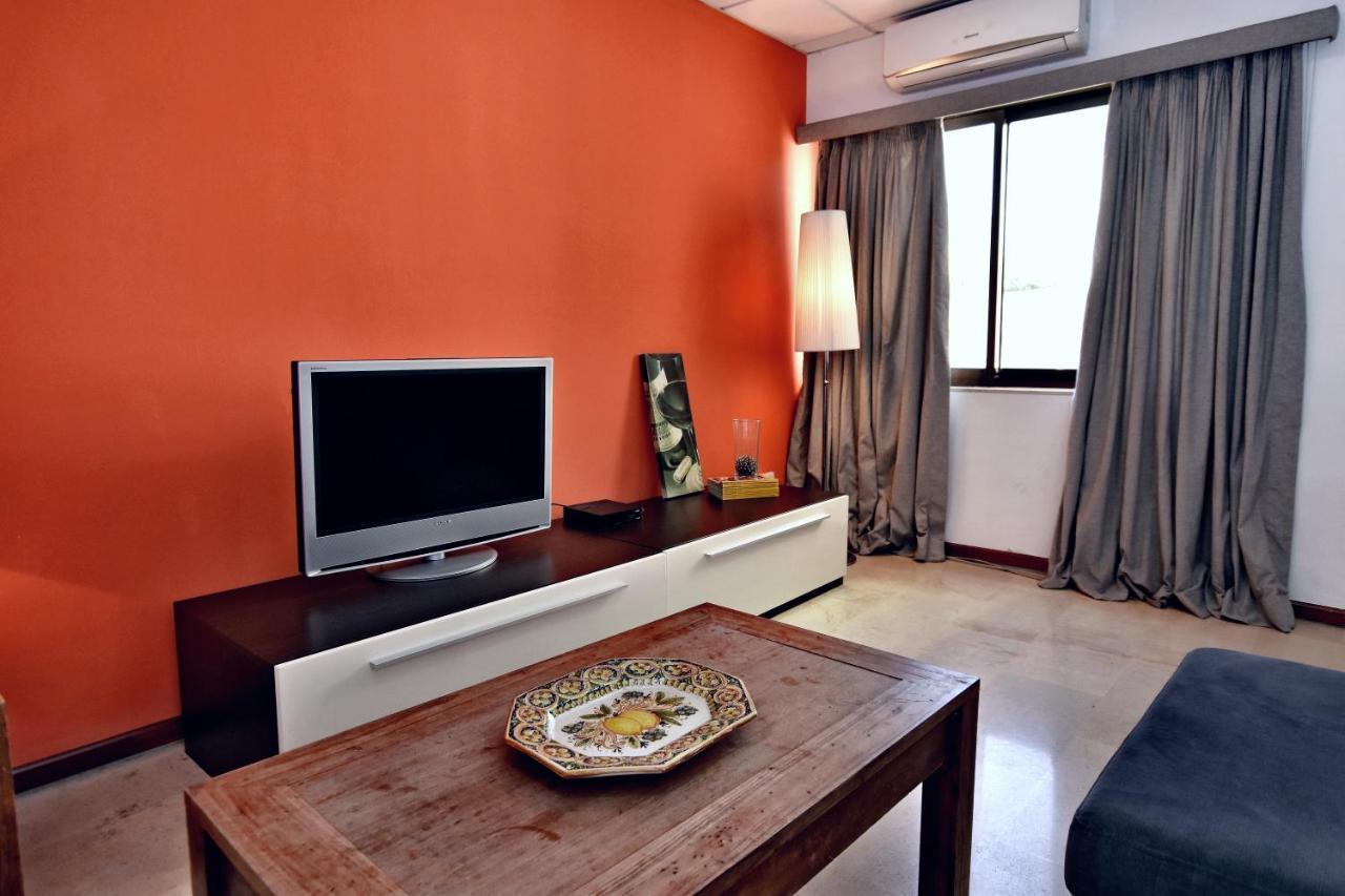 Appartement Large St Julians Central 2 à San Ġiljan Extérieur photo