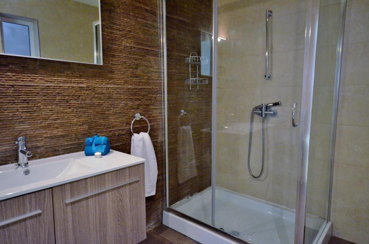 Appartement Large St Julians Central 2 à San Ġiljan Extérieur photo